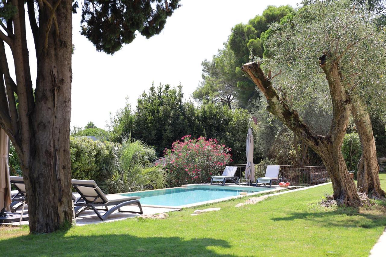 L'Elegante Bastide En Pierre Avec Vue Sur Le Vieux Village De Mougins Ngoại thất bức ảnh