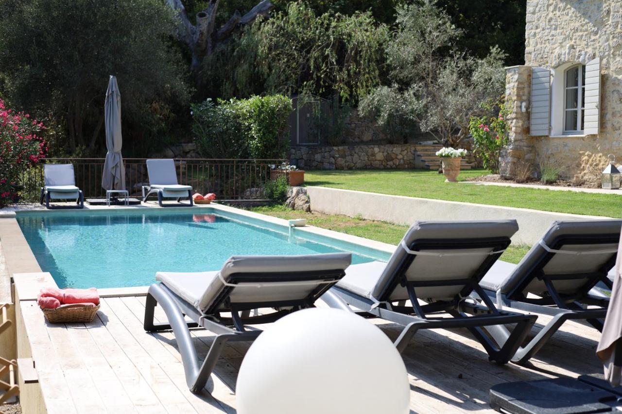 L'Elegante Bastide En Pierre Avec Vue Sur Le Vieux Village De Mougins Ngoại thất bức ảnh
