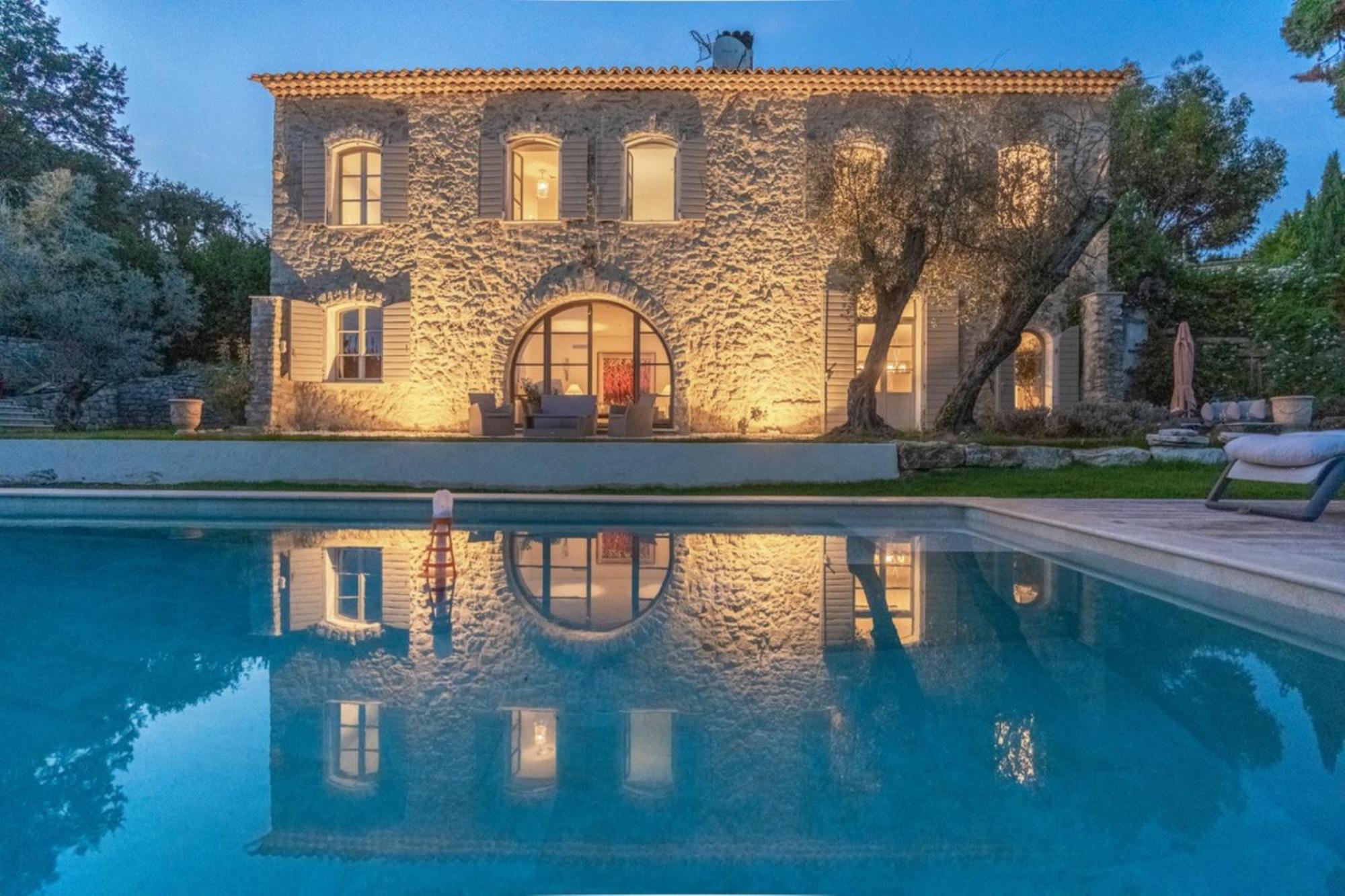 L'Elegante Bastide En Pierre Avec Vue Sur Le Vieux Village De Mougins Ngoại thất bức ảnh